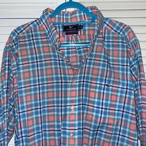 Vineyard Vines slim fit tucker shirt - large